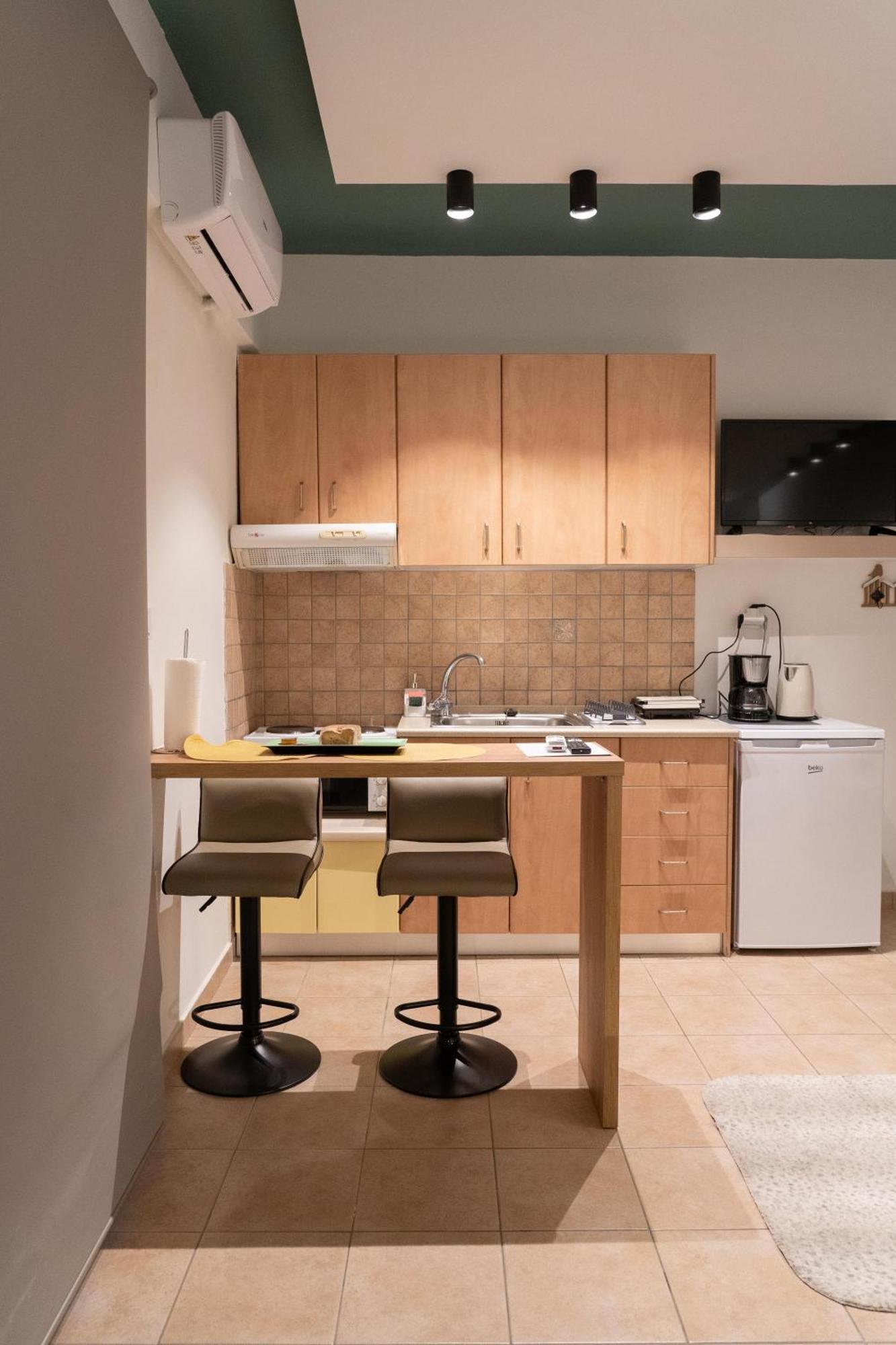 The Whole Packet C5 Center With Parking Apartment Larissa Bagian luar foto